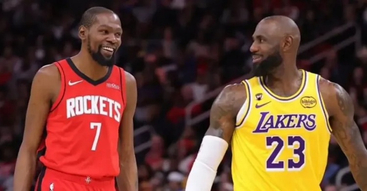 开云体育-季后赛首轮：老对手，物是人非